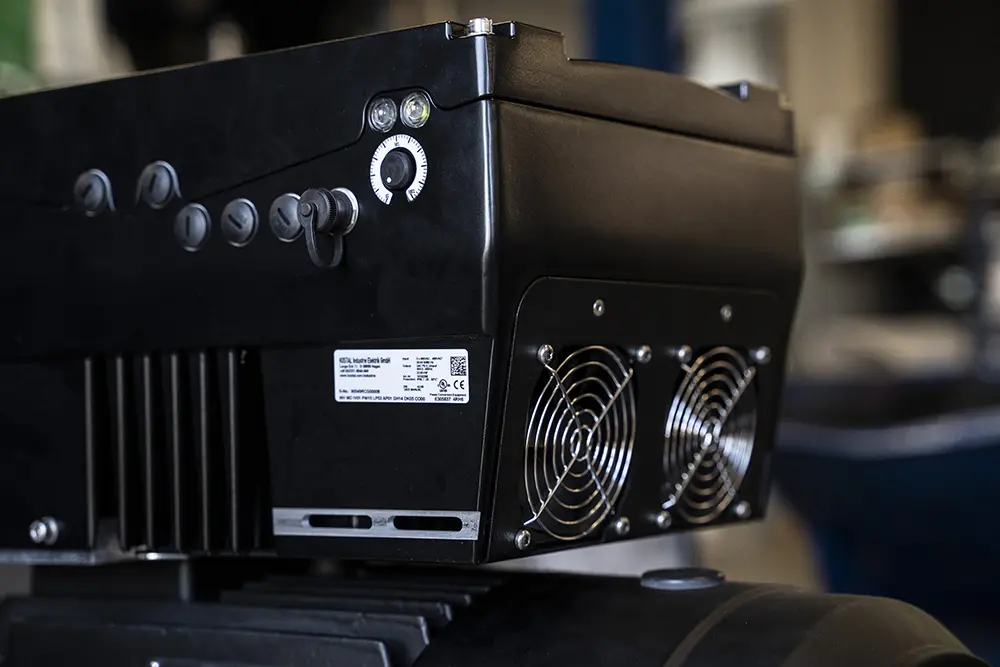 Hoyer Unit Rotation Control Full control and optimised operation with frequency converters | Hoyer